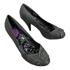 Rocket Dog K9 Grey Heels Size 9